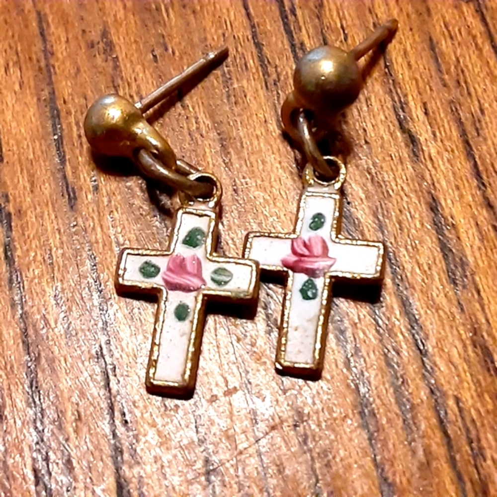 Enamel/handpaint cross earrings